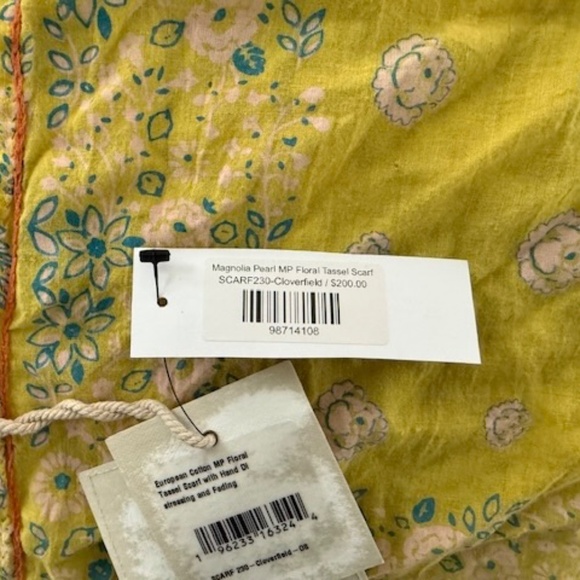 NWT Magnolia Pearl Cotton Tassel Scarf- Cloverfield - Picture 4 of 4